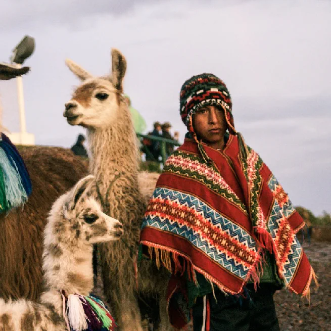 Discover the true Quechua Culture staying with us